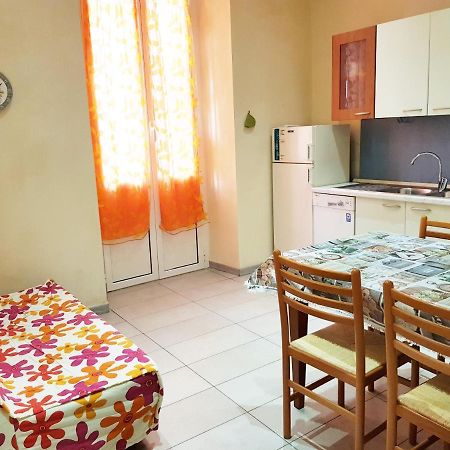 Appartamento a due passi dal centro di Savona e dal mare Esterno foto