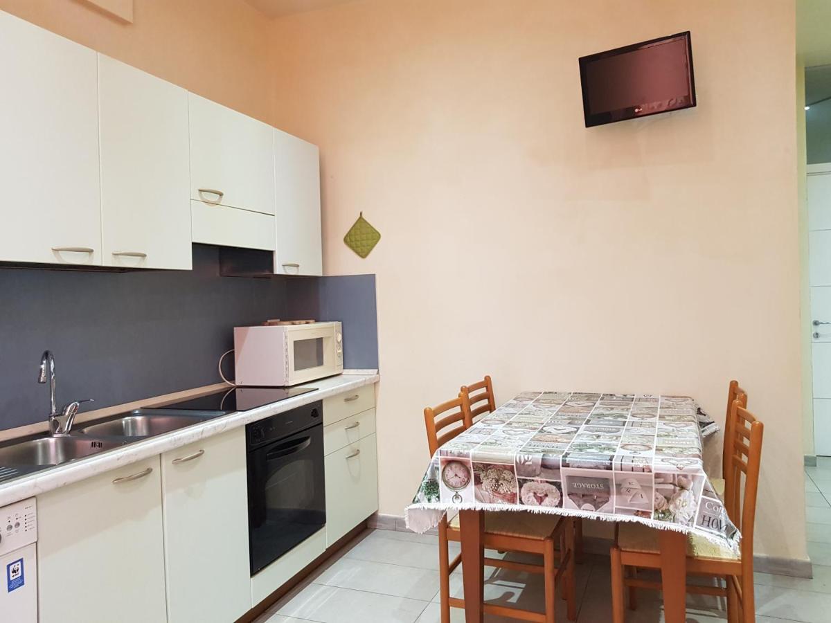 Appartamento a due passi dal centro di Savona e dal mare Esterno foto