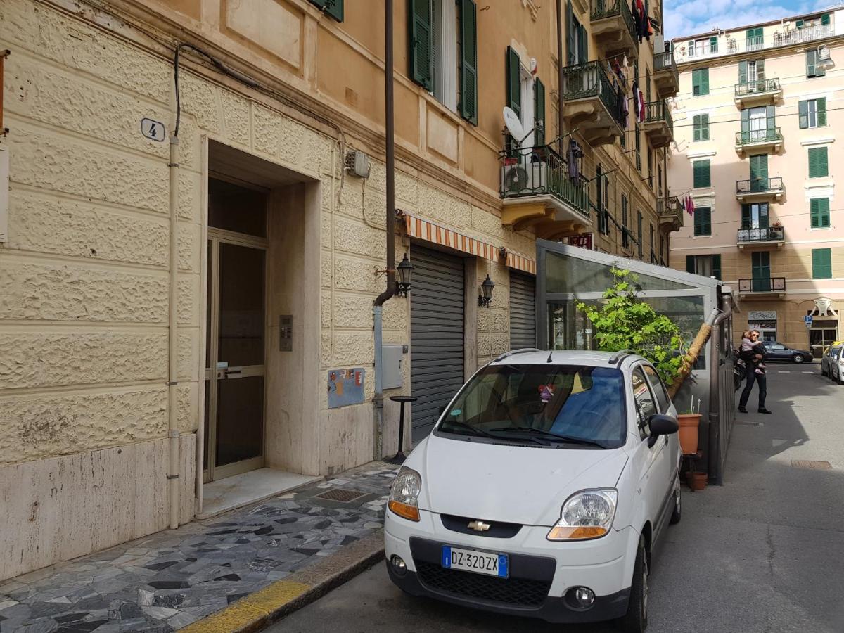 Appartamento a due passi dal centro di Savona e dal mare Esterno foto