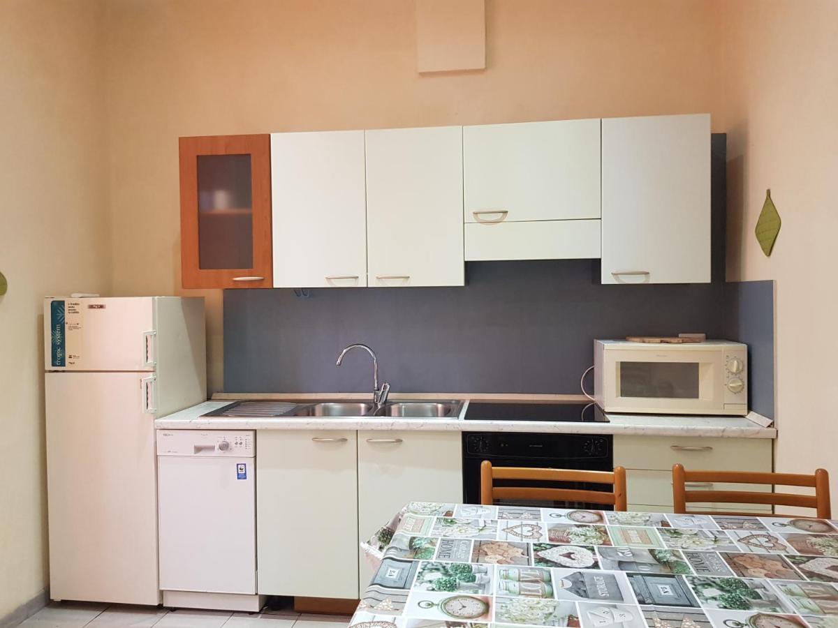 Appartamento a due passi dal centro di Savona e dal mare Esterno foto